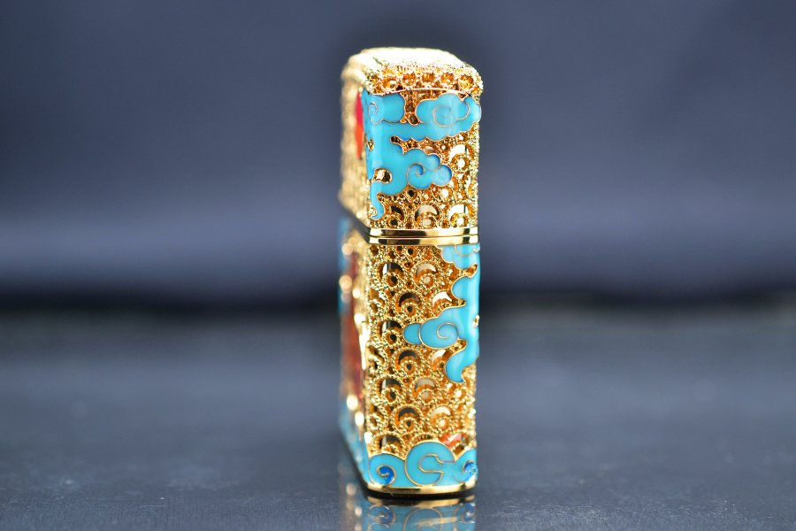 zippo-my-xuat-nhat-boc-vang-op-trau-rung-da-quang-zn339_5655