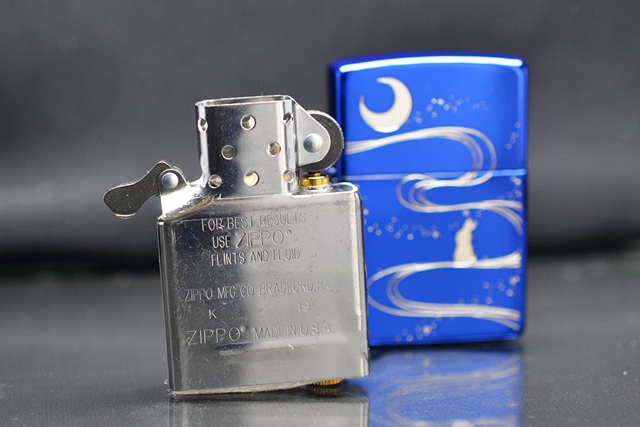 zippo-son-chu-de-tho-ngam-trang-zn332_5006