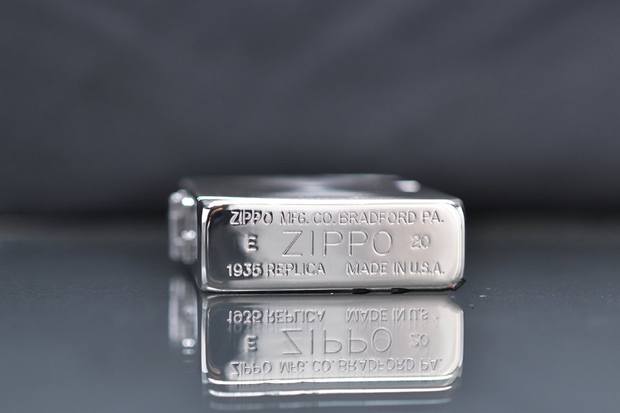 zippo-tai-ban-1935-chat-goc-hoa-van-duong-tron-dong-tam-zn310_4565