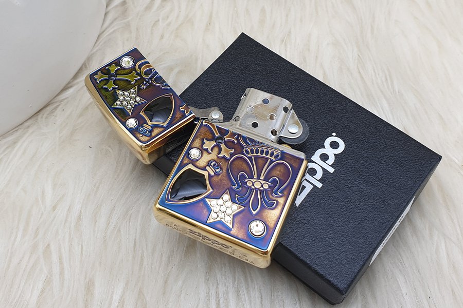 ZIPPO-XUAT-NHAT-Z205
