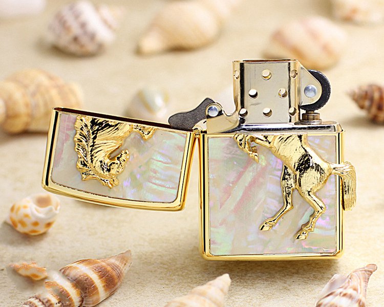 zippo-ngua-op-vang