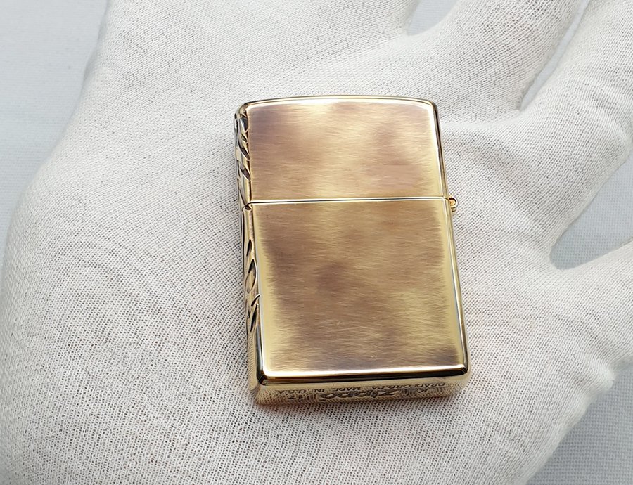 mau-zippo-dong-chay-dep