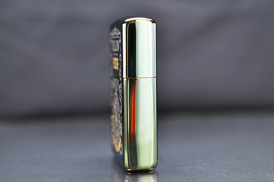 Bật Lửa Zippo Mạ Chrome Xanh Bóng In Slogan Follow Your Way Design Z367